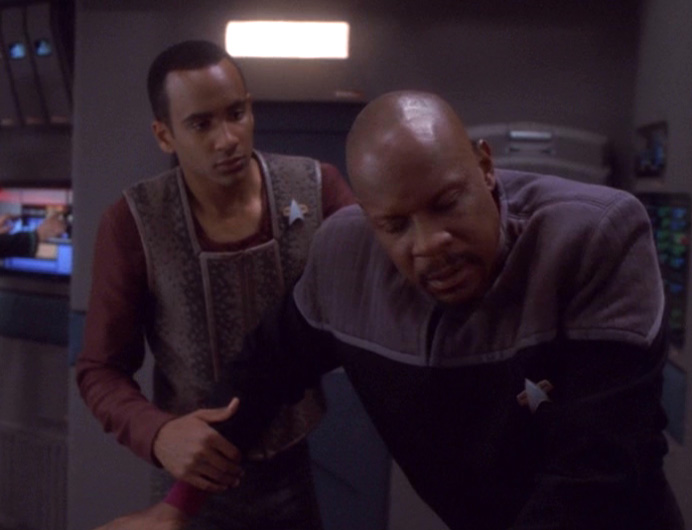 MV5BZDI1MjNmY2QtMjc5Mi00ZGE3LTlhOWQtNDVlN2Q3OGMzYjgxXkEyXkFqcGdeQXVyMTAwMDk1MjM@._V1_